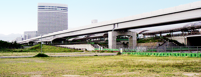 神戸新交通CFTガーダー橋（平成１６年土木学会田中賞）